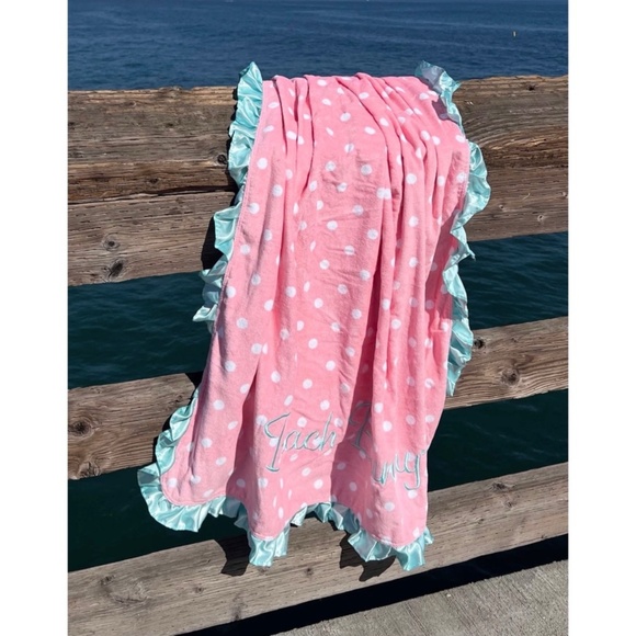 NWT beach bunny summer dot XL towel - Picture 1 of 8